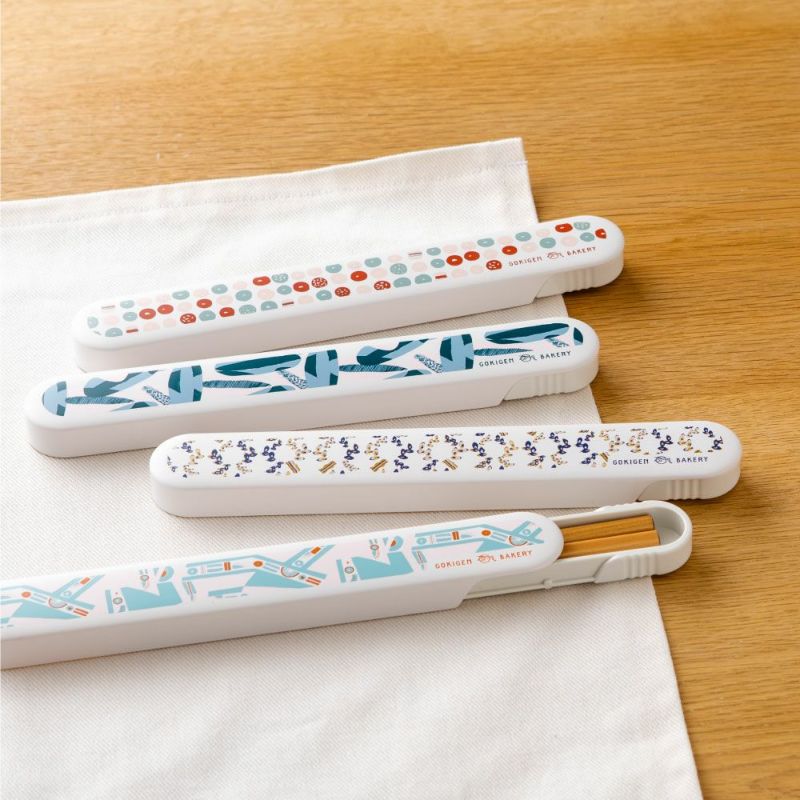 CHOPSTICKS_&_CASE_GBLH-01_fruit_san